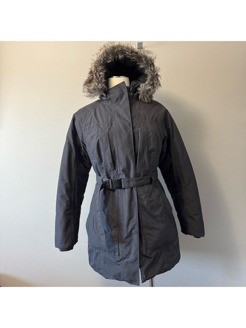 The North Face Women's Brooklyn Down Parka Belted Jacket Medium